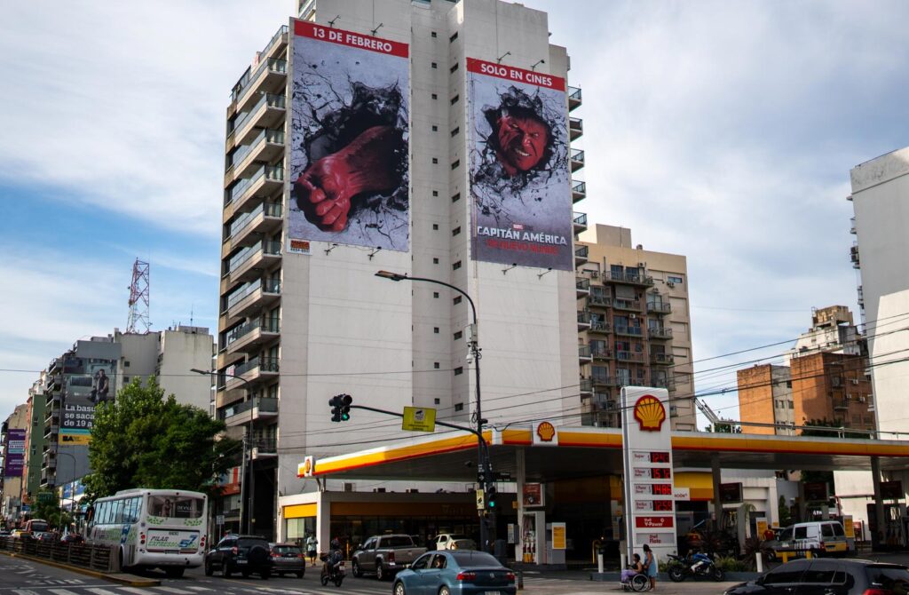 Av Cabildo y Deheza